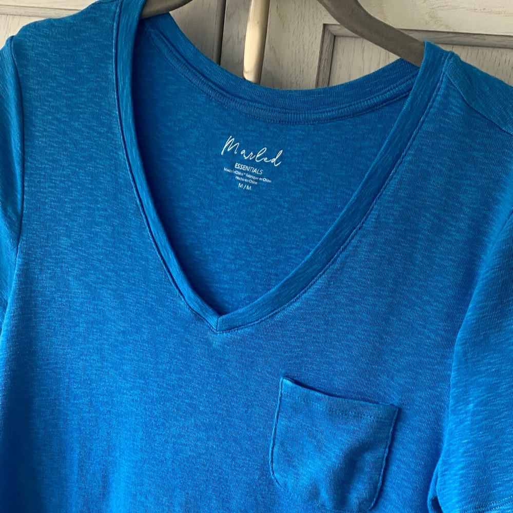 Marled Blue V-Neck Pocket Tee